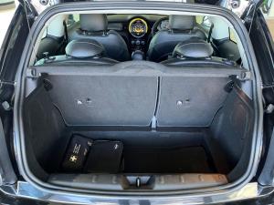 MINI Hatch Cooper Hatch 3-door - Image 13