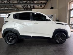 Mahindra KUV100 Nxt 1.2TD D75 K6+ - Image 4