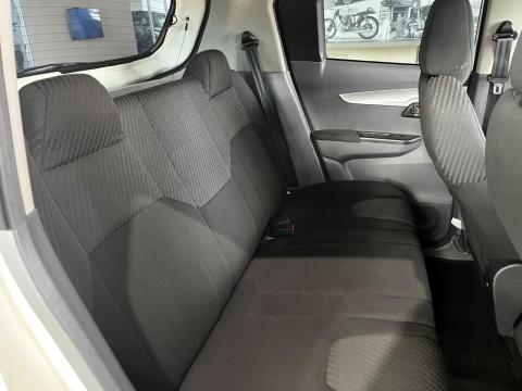 Image Mahindra KUV100 Nxt 1.2TD D75 K6+