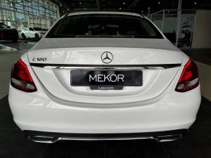 Mercedes-Benz C-Class C180 auto - Image 11