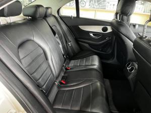 Mercedes-Benz C-Class C180 auto - Image 9