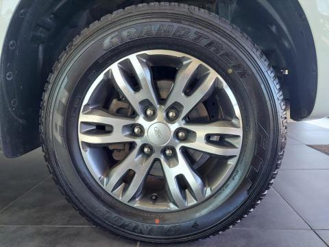 Image Ford Everest 3.2TDCi 4WD XLT