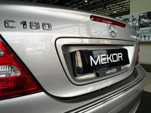 Mercedes-Benz C180K Avantgarde automatic - Image 13