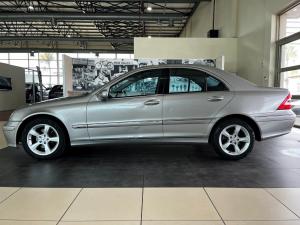 Mercedes-Benz C180K Avantgarde automatic - Image 6