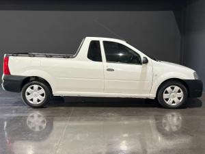 Nissan NP200 1.6i safety pack (aircon) - Image 4