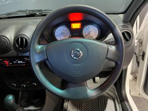 Nissan NP200 1.6i safety pack (aircon) - Image 9