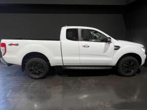 Ford Ranger 3.2TDCi SuperCab 4x4 XLT auto - Image 4
