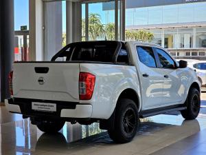 Nissan Navara 2.5DDTi double cab SE manual - Image 4