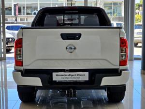 Nissan Navara 2.5DDTi double cab SE manual - Image 5