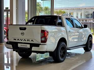 Nissan Navara 2.5DDTi double cab LE Plus - Image 9