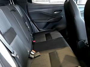 Nissan Magnite 1.0 Visia auto - Image 14