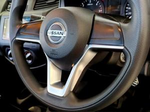 Nissan Navara 2.5DDTi single cab XE - Image 14
