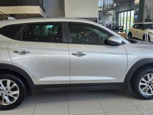 Hyundai Tucson 2.0 Premium - Image 3