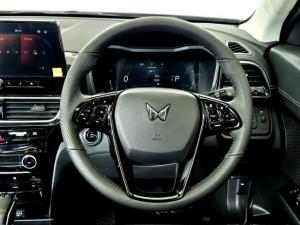 Mahindra XUV 3XO 1.2T AX7L - Image 12