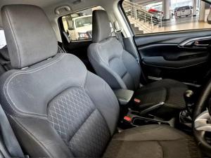Suzuki Grand Vitara 1.5 GL manual - Image 15