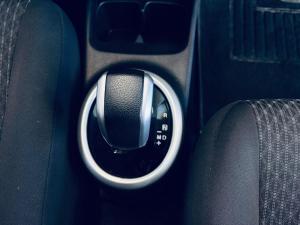 Toyota Vitz 1.0 XR auto - Image 11