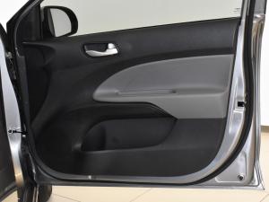 Kia Pegas 1.4 LX - Image 13