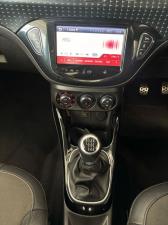 Opel Adam Rocks 1.0T - Image 16