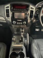 Mitsubishi Pajero 5-door 3.2DI-D GLS - Image 9