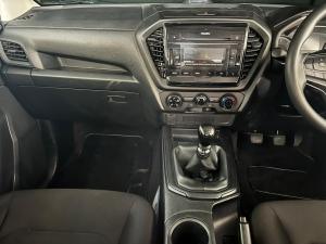 Isuzu D-Max 1.9TD double cab L manual - Image 5