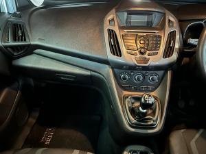 Ford Tourneo Connect 1.0T Trend - Image 8