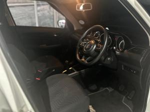 Suzuki Swift 1.2 GL manual - Image 15