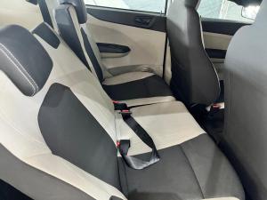 Renault Triber 1.0 Zen manual - Image 6
