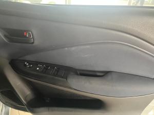 Toyota Starlet 1.5 XR manual - Image 4