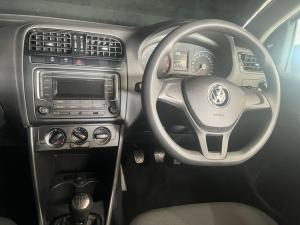 Volkswagen Polo sedan 1.4 Comfortline - Image 8