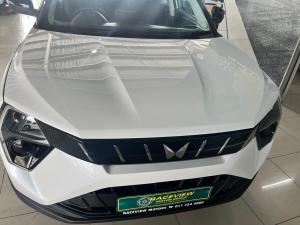Mahindra XUV 3XO 1.2T MX2 auto - Image 4