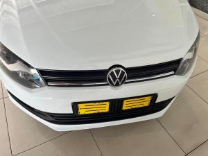 Volkswagen Polo Vivo hatch 1.6 Comfortline auto - Image 2