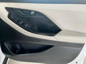 Hyundai Creta 1.5 Executive - Image 6