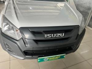 Isuzu D-Max Gen 6 250c single cab Fleetside - Image 2