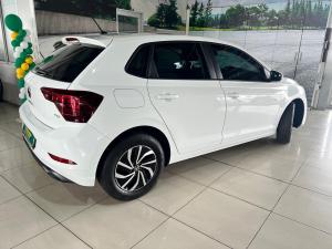 Volkswagen Polo hatch 1.0TSI - Image 4