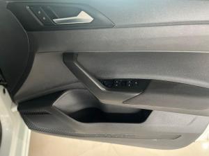 Volkswagen Polo hatch 1.0TSI - Image 6