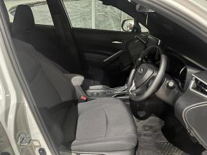 Toyota Corolla Cross 1.8 Xi - Image 10