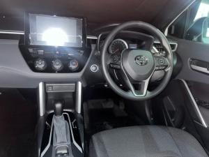 Toyota Corolla Cross 1.8 Xi - Image 6