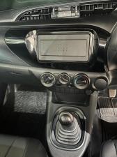 Toyota Hilux 2.0 single cab S (aircon) - Image 9