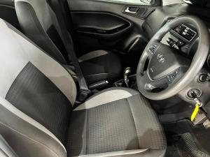 Hyundai i20 1.2 Fluid - Image 5