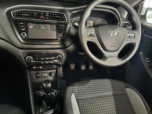 Hyundai i20 1.2 Fluid - Image 9