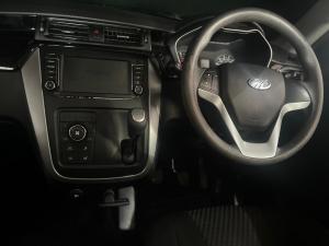 Mahindra KUV100 Nxt 1.2 G80 K8 - Image 9