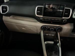 Hyundai Venue 1.2 Premium - Image 7