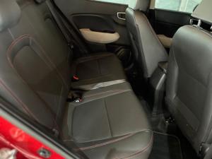Hyundai Venue 1.2 Premium - Image 8