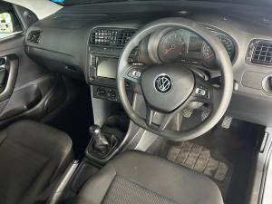 Volkswagen Polo Vivo hatch 1.4 Trendline - Image 5