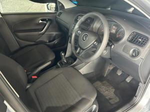 Volkswagen Polo Vivo hatch 1.4 Trendline - Image 7