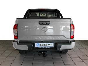 Nissan Navara 2.5DDTi double cab SE Plus auto - Image 6