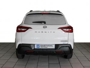Nissan Magnite 1.0 Move panel van - Image 17