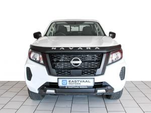 Nissan Navara 2.5DDTi double cab SE Plus auto - Image 2