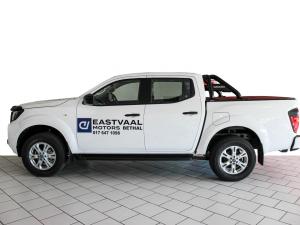 Nissan Navara 2.5DDTi double cab SE Plus auto - Image 6