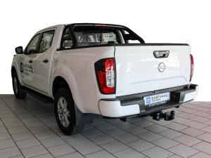 Nissan Navara 2.5DDTi double cab SE Plus auto - Image 9